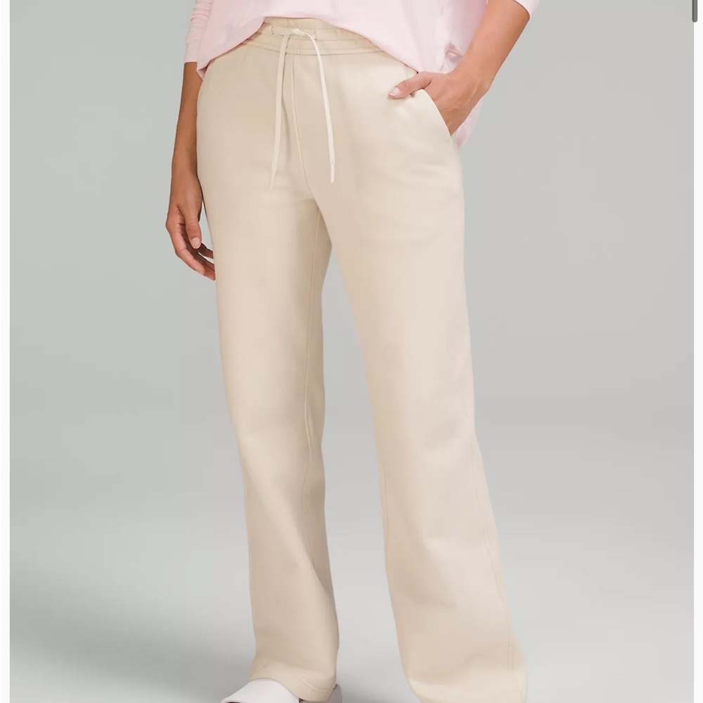 Lululemon Loungeful pant
